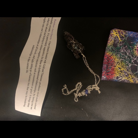 2/$60🍀 NIP Rainbow Aura Quartz Stone Necklace - Picture 5 of 5